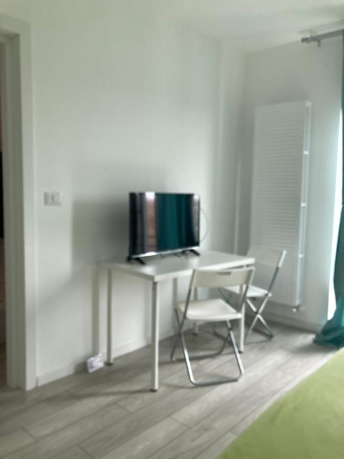Joygate Entire Villa Otopeni Extérieur photo